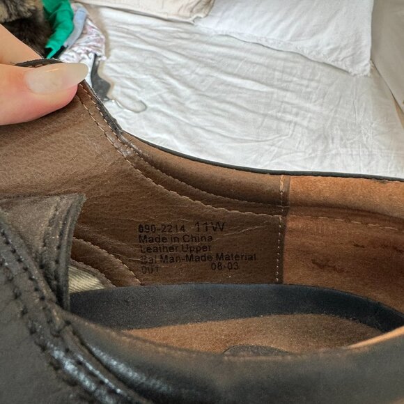 Dockers® Gordon Mens Cap Toe Oxford Shoes - Picture 10 of 12